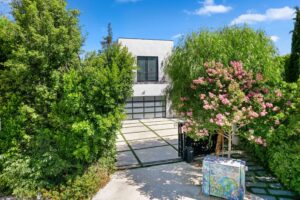 Mental-health-treatment-facility-near-Sherman-Oaks-California-at-Montare-at-the-Valley