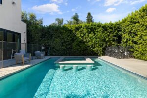 Relaxing-pool-for-our-mental-health-treatment-in-Los-Angeles-California